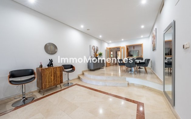 Wiederverkauf - Wohnung - Marbella - Puerto Banús
