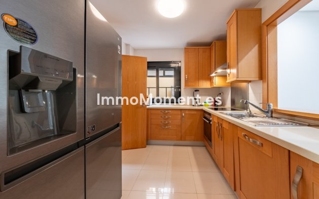 Wiederverkauf - Wohnung - Marbella - Puerto Banús