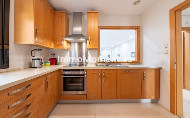 Wiederverkauf - Wohnung - Marbella - Puerto Banús