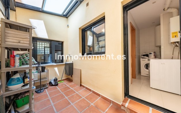Wiederverkauf - Wohnung - Marbella - Puerto Banús