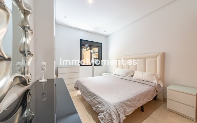 Wiederverkauf - Wohnung - Marbella - Puerto Banús