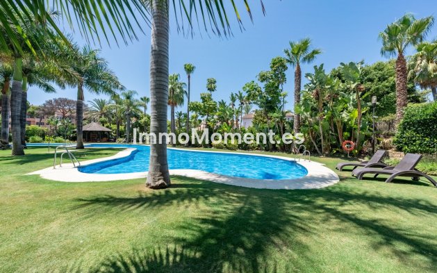 Wiederverkauf - Wohnung - Marbella - Puerto Banús
