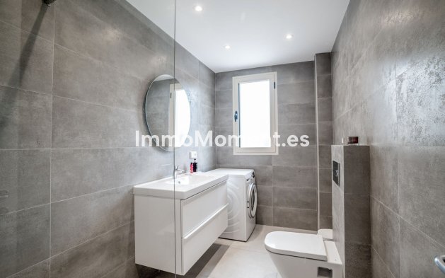 Wiederverkauf - Wohnung - Marbella - Nueva Andalucía