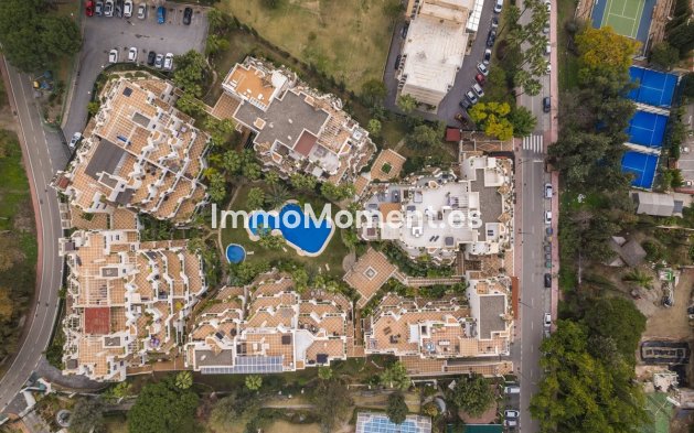 Wiederverkauf - Wohnung - Marbella - Nueva Andalucía