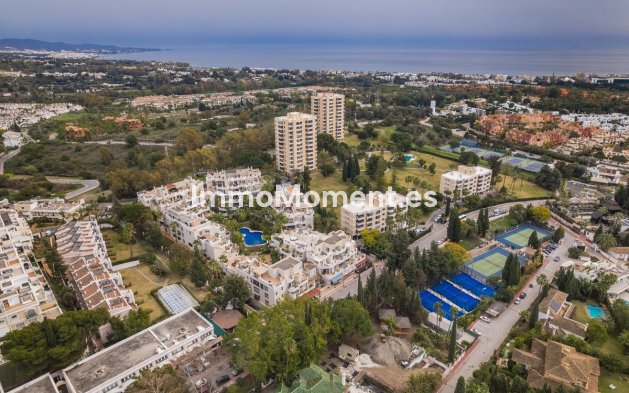 Wiederverkauf - Wohnung - Marbella - Nueva Andalucía