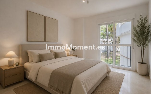 Resale - Apartment - Estepona - Cancelada