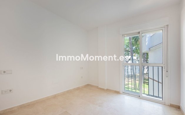 Resale - Apartment - Estepona - Cancelada