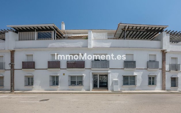 Resale - Apartment - Estepona - Cancelada