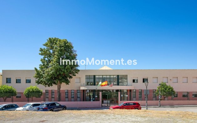 Resale - Apartment - Estepona - Cancelada