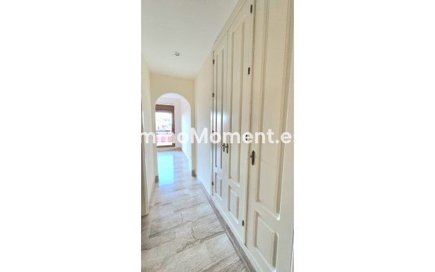 Reventa - Apartamento - Marbella - Guadalmina Baja