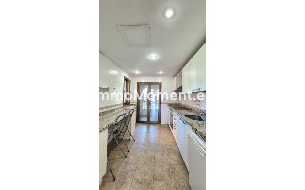 Reventa - Apartamento - Marbella - Guadalmina Baja
