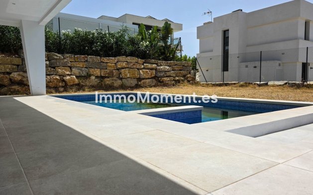 Reventa - Villa independiente - Manilva - La Duquesa