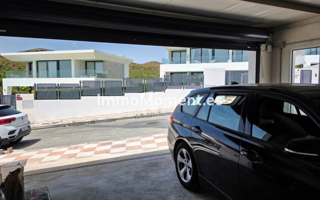 Reventa - Villa independiente - Manilva - La Duquesa