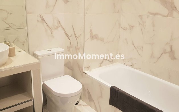 Revente - Appartement - Marbella - Nueva Andalucía