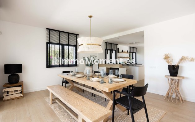 Wiederverkauf - Freistehende Villa - Estepona  - Estepona Centro