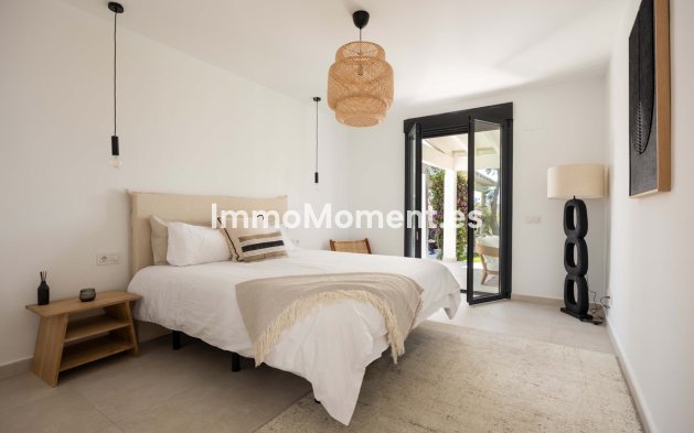 Wiederverkauf - Freistehende Villa - Estepona  - Estepona Centro