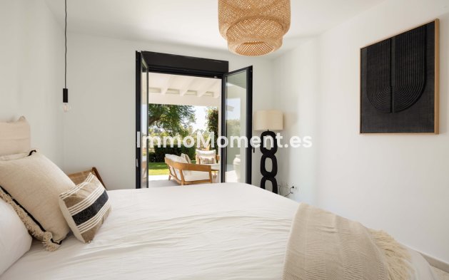 Wiederverkauf - Freistehende Villa - Estepona  - Estepona Centro