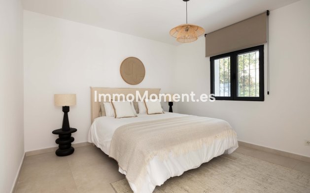 Wiederverkauf - Freistehende Villa - Estepona  - Estepona Centro