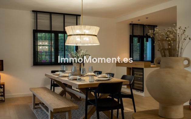 Wiederverkauf - Freistehende Villa - Estepona  - Estepona Centro