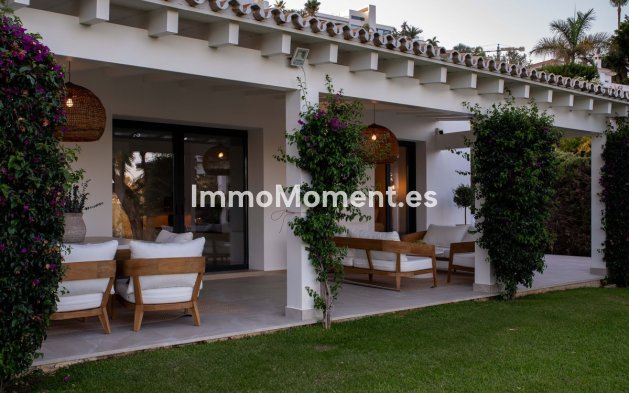 Wiederverkauf - Freistehende Villa - Estepona  - Estepona Centro