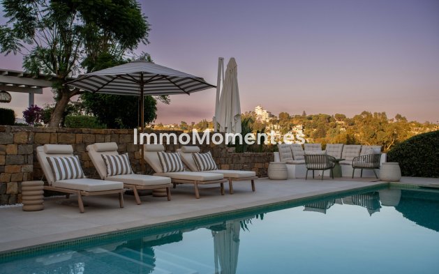 Wiederverkauf - Freistehende Villa - Estepona  - Estepona Centro