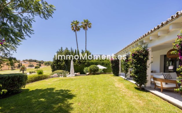 Wiederverkauf - Freistehende Villa - Estepona  - Estepona Centro