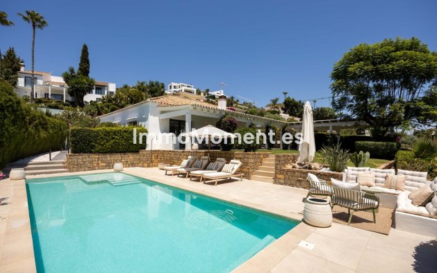 Wiederverkauf - Freistehende Villa - Estepona  - Estepona Centro