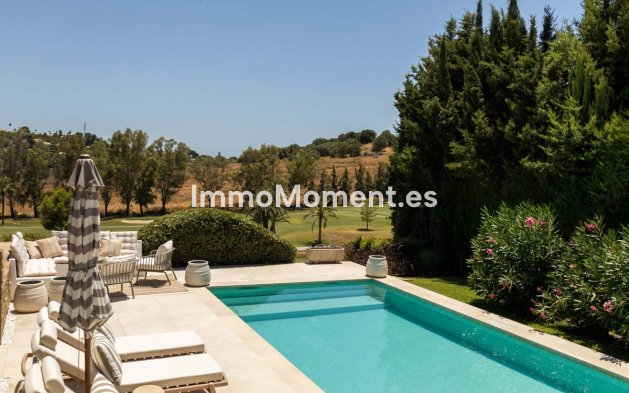 Wiederverkauf - Freistehende Villa - Estepona  - Estepona Centro