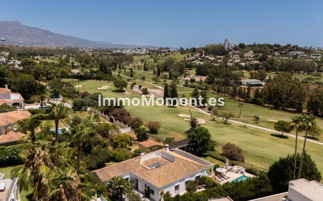 Wiederverkauf - Freistehende Villa - Estepona  - Estepona Centro