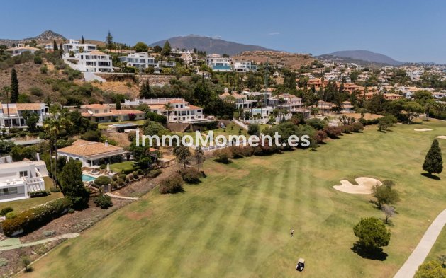 Wiederverkauf - Freistehende Villa - Estepona  - Estepona Centro