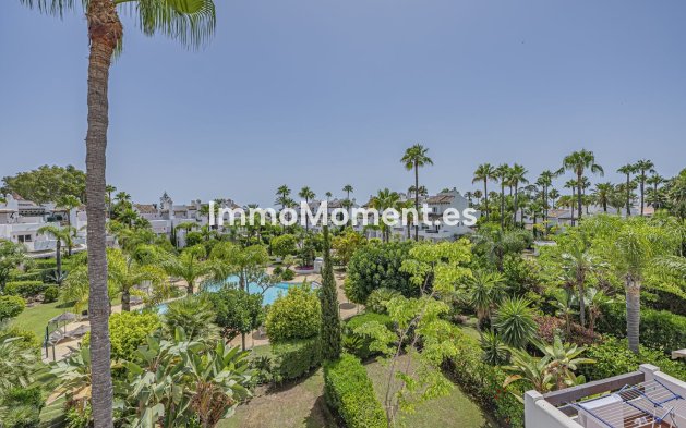 Wiederverkauf - Reihenhaus - Estepona  - Costalita
