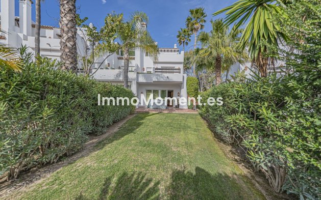 Wiederverkauf - Reihenhaus - Estepona  - Costalita
