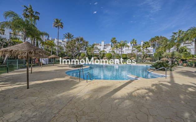 Wiederverkauf - Reihenhaus - Estepona  - Costalita