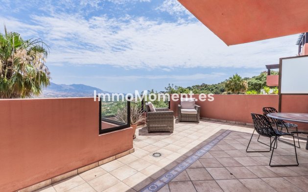 Resale - Apartment - Marbella - La Mairena