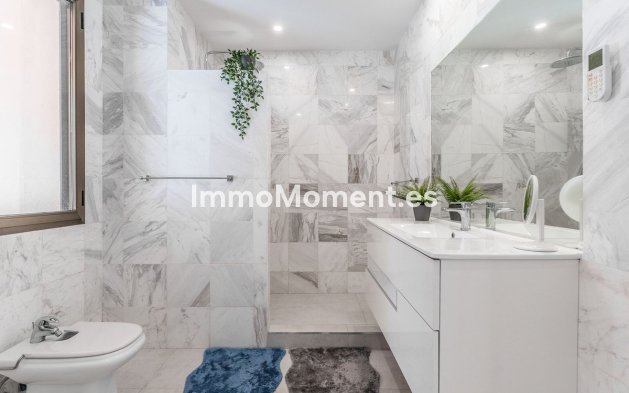 Resale - Apartment - Marbella - La Mairena