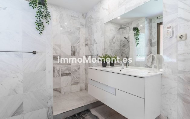 Resale - Apartment - Marbella - La Mairena