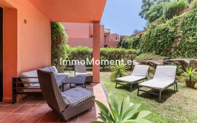 Resale - Apartment - Marbella - La Mairena