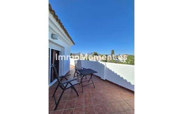 Revente - Maison mitoyenne - Estepona  - Benamara