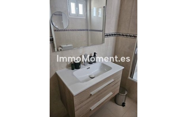 Revente - Maison mitoyenne - Estepona  - Benamara