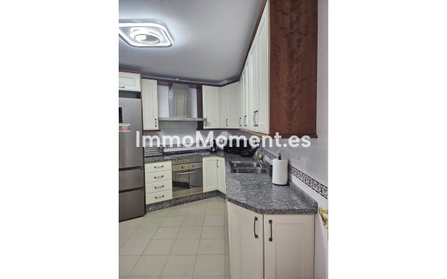 Revente - Maison mitoyenne - Estepona  - Benamara