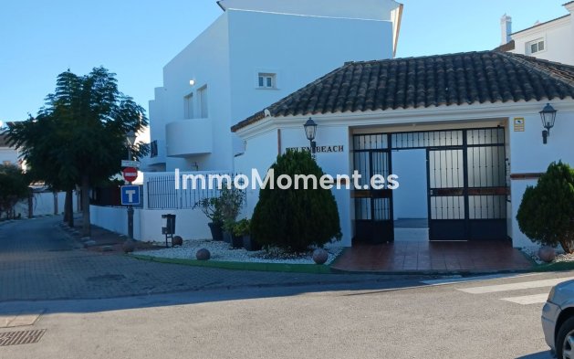 Revente - Maison mitoyenne - Estepona  - Benamara