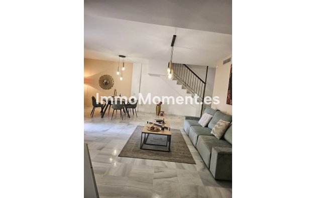 Revente - Maison mitoyenne - Estepona  - Benamara