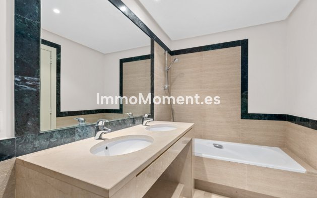Bestaande woning - Appartement - Benahavís - Benahavís Centro
