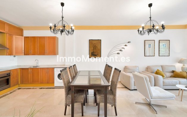 Wiederverkauf - Wohnung - Marbella - Nueva Andalucía