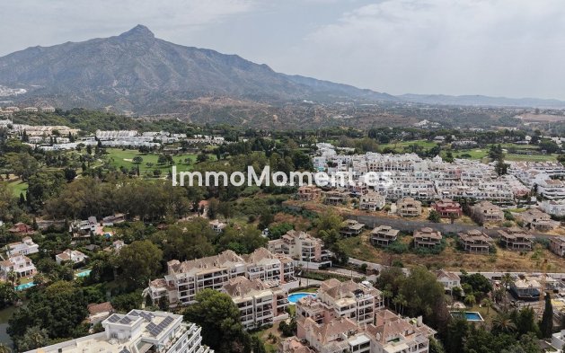 Wiederverkauf - Wohnung - Marbella - Nueva Andalucía