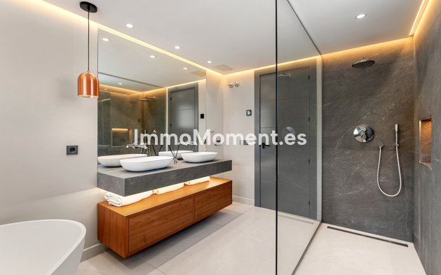 Bestaande woning - Vrijstaande villa - Marbella - Nueva Andalucía