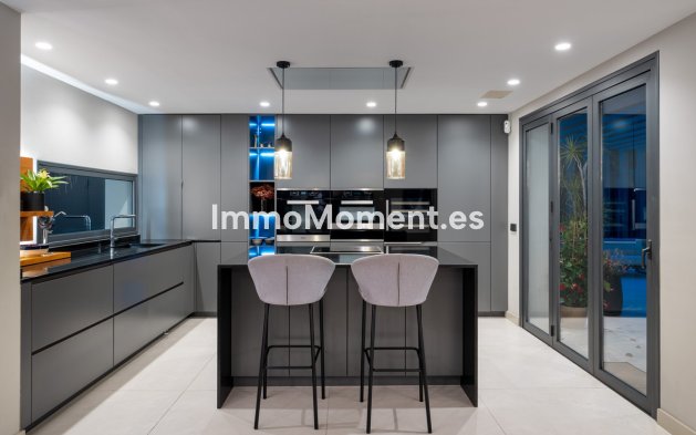 Bestaande woning - Vrijstaande villa - Marbella - Nueva Andalucía