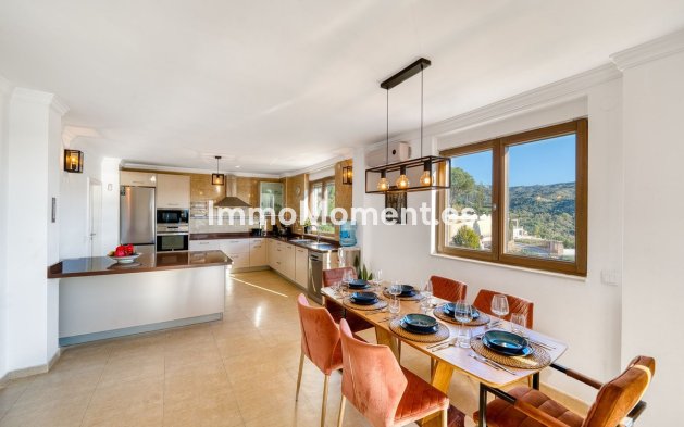 Wiederverkauf - Freistehende Villa - Marbella - Elviria
