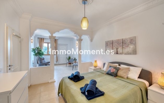 Wiederverkauf - Freistehende Villa - Marbella - Elviria