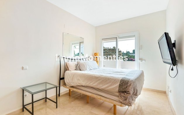 Revente - Appartement - Estepona  - Selwo